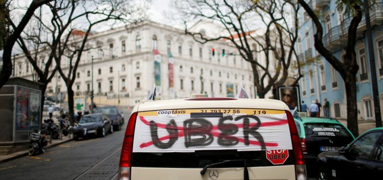 AML quer ajudar na regulamentação da Uber e Cabify