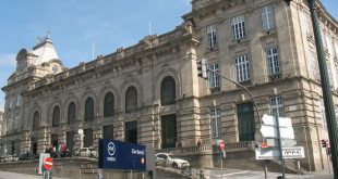 Porto São Bento maior loja de turismo