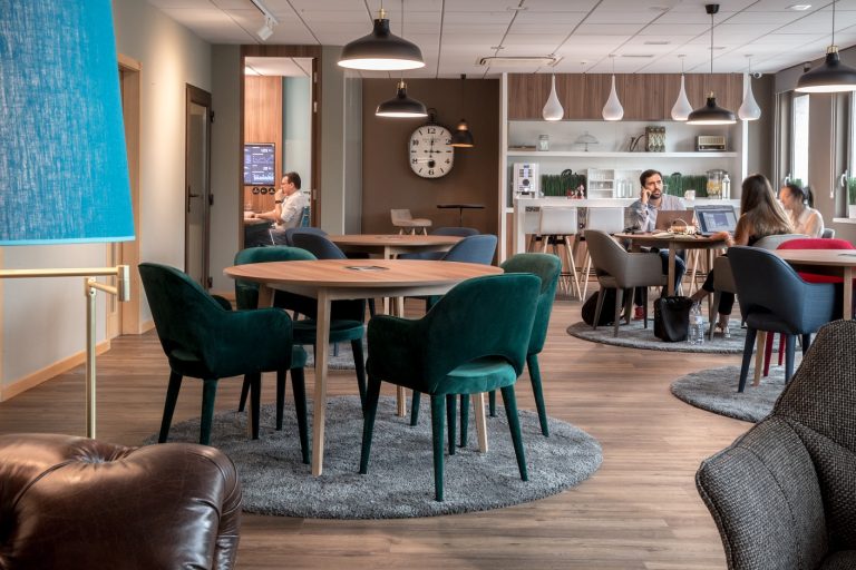Avila Spaces inaugura novo Business Lounge em Lisboa