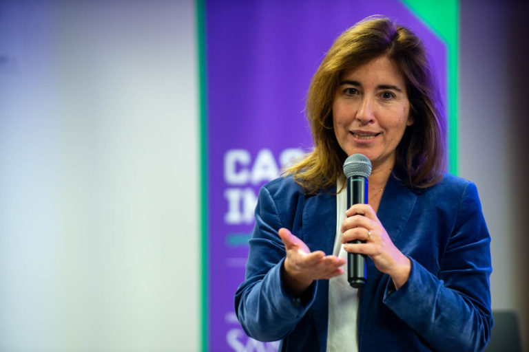 Ministra do Trabalho na cerimónia do plano +Plus da Santa Casa da Misericórdia e Casa do Impacto