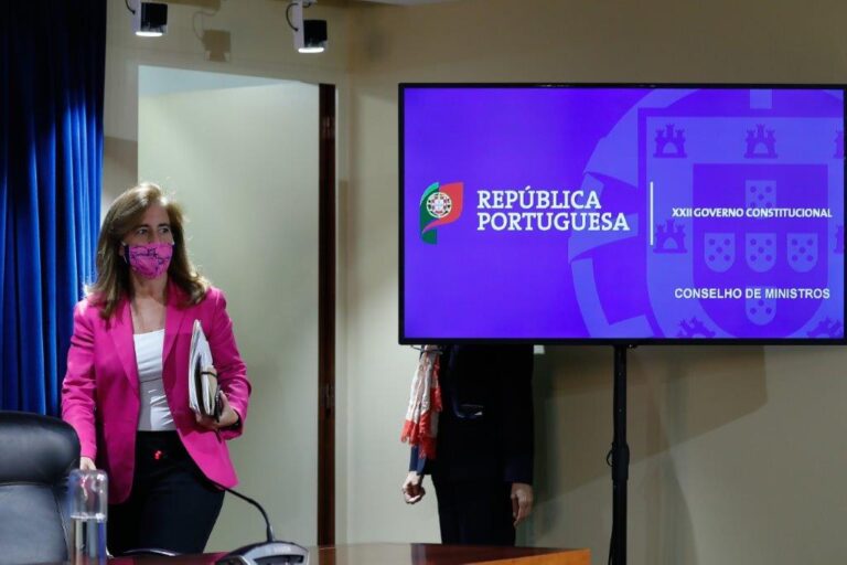 Governo aprova modelo de apoio à retoma progressiva