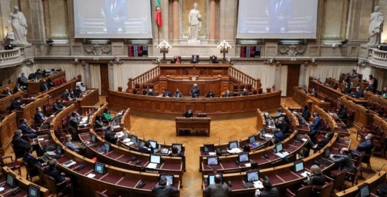 Lei da eutanásia aprovada em parlamento