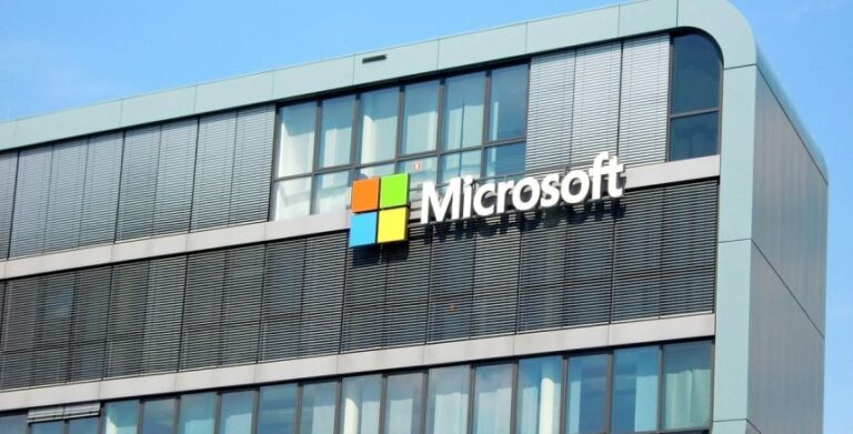 Microsoft lança programa de inovação tecnológica na banca