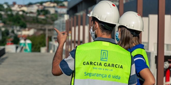 Garcia Garcia construção unidade industrial Real Marbre