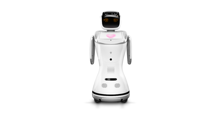 EMAF conta com a presença de Robô Sanbot