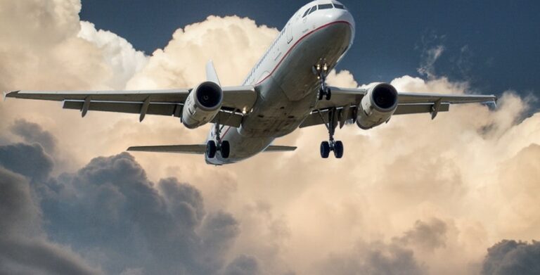 Grupo Air France-KLM compra 100 aparelhos Airbus