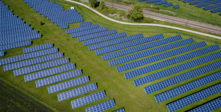 Energias renováveis abastecem mais de 8 em cada 10 kWh em abril