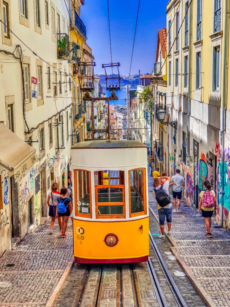 Número de turistas aumenta 0,2% em setembro comparado com 2019