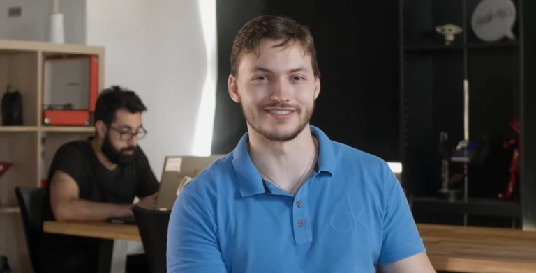 “Queremos ser parte de um movimento que eleva os videojogos a uma forma de arte e expressão” – Calebe Motta