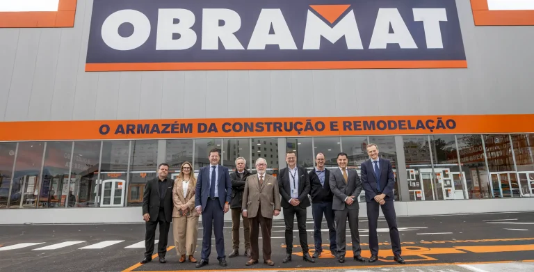 Obramat inaugura primeiro armazém em Portugal